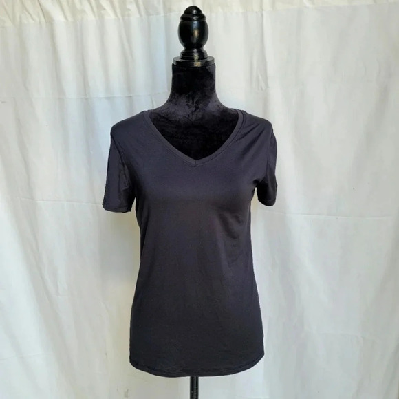 Athletic Works Women’s Black V Neck Top Shirt Short Sleeve Workout Gym M (8-10) - Picture 1 of 8